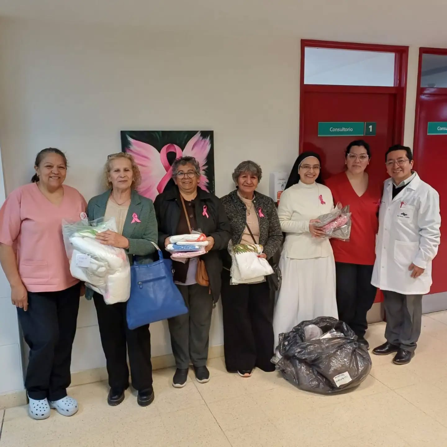 ¡Un gesto de puro corazón que abriga y acompaña